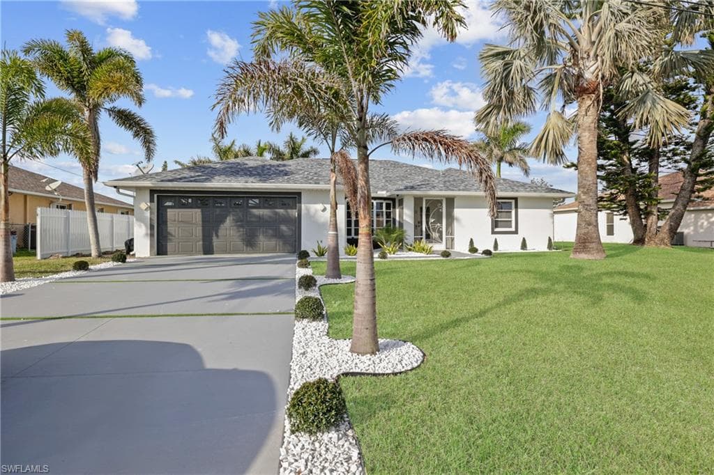 2423 Everest PKWY CAPE CORAL, FL 33904