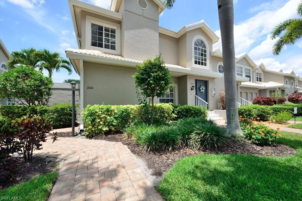 28076 CAVENDISH CT 2101 BONITA SPRINGS, FL 34135