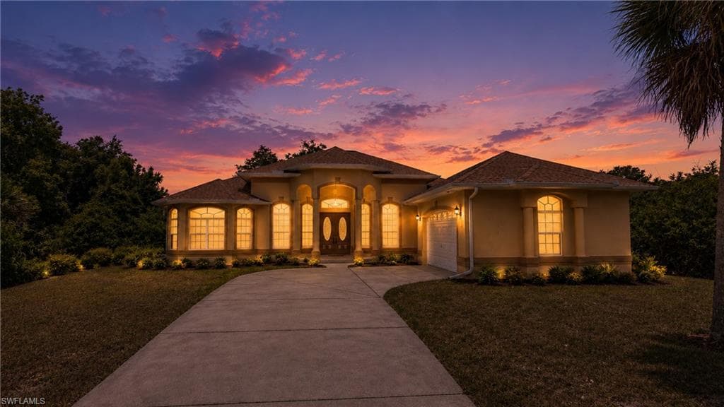 400 Clayton AVE LEHIGH ACRES, FL 33972