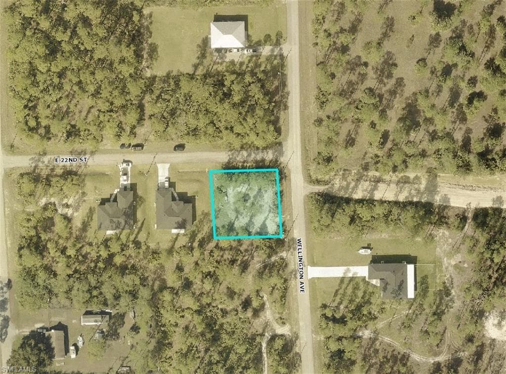 3406 22nd ST ALVA, FL 33920
