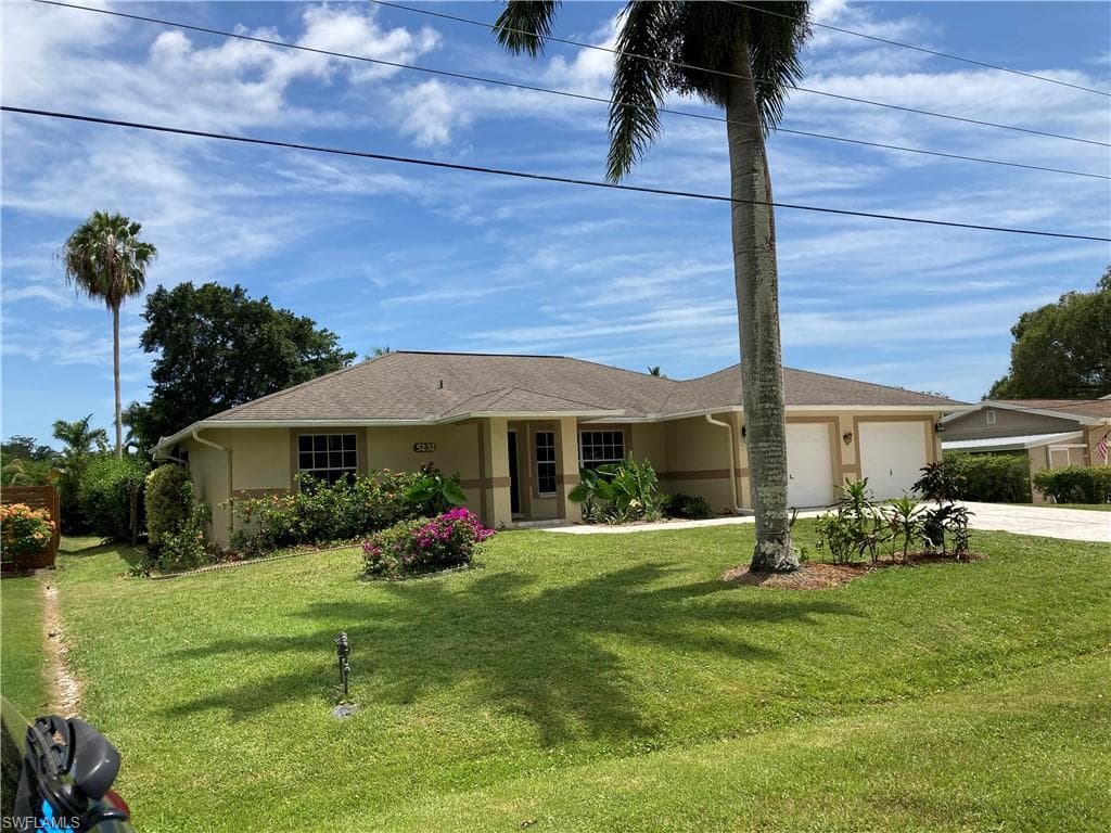 5232 Raintree LN NAPLES, FL 34113