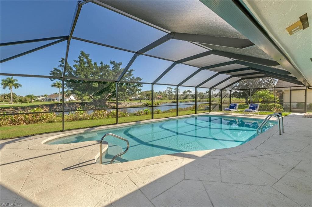 239 Torrey Pines PT NAPLES, FL 34113