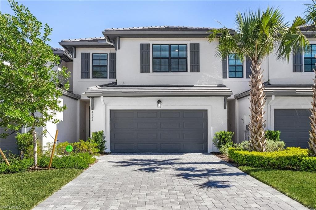 7596 Morgan WAY NAPLES, FL 34119