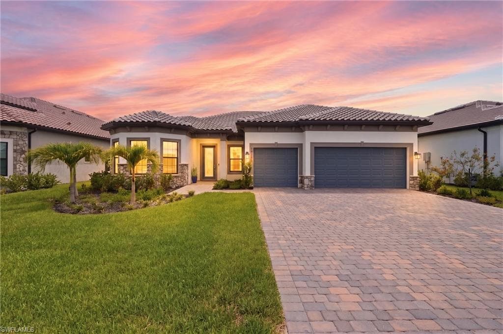 19073 Gentry PL ESTERO, FL 33928