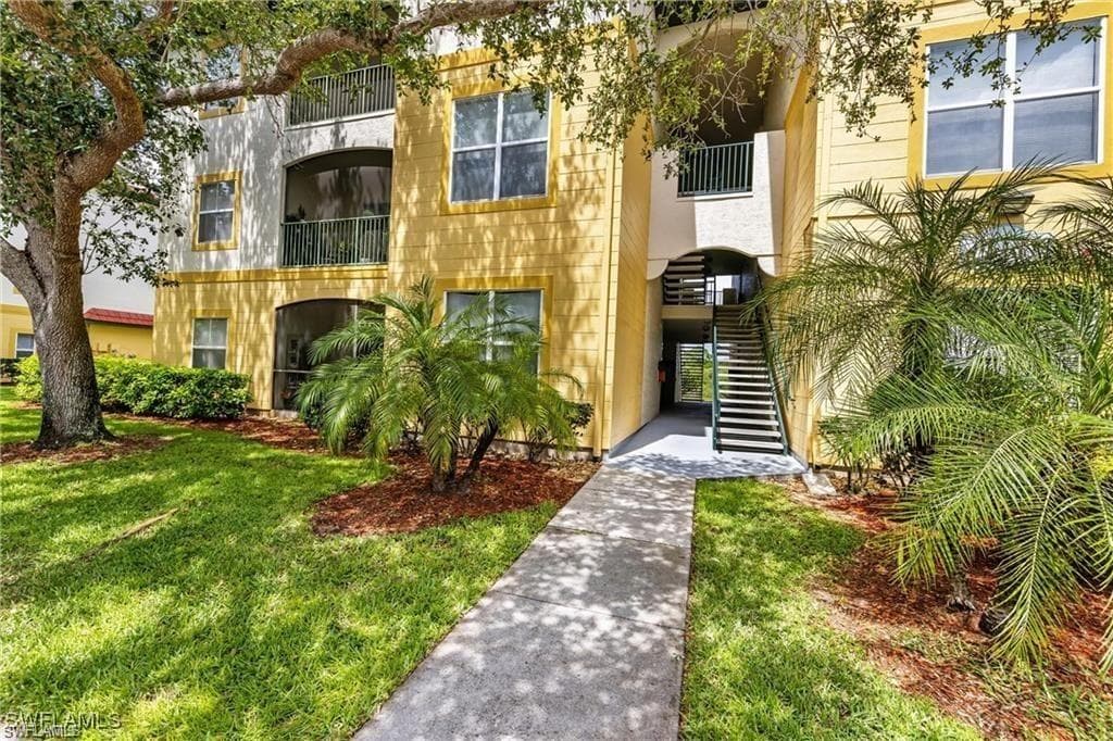 11530 Villa Grand 1101 FORT MYERS, FL 33913