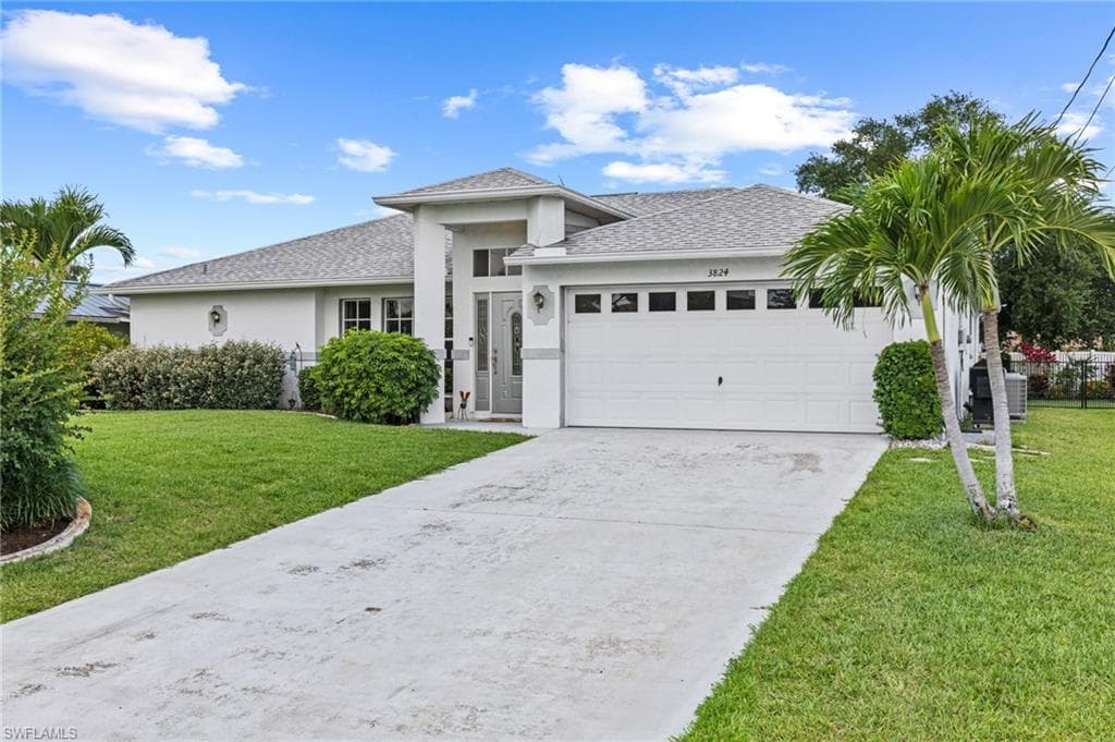 3824 SW 10th PL CAPE CORAL, FL 33914