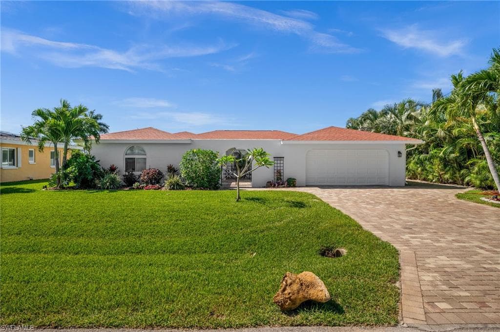 1432 Venetian CT CAPE CORAL, FL 33904