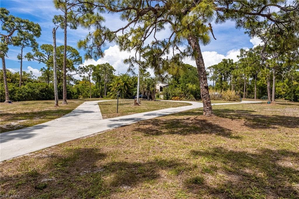 13746 Brynwood LN FORT MYERS, FL 33912