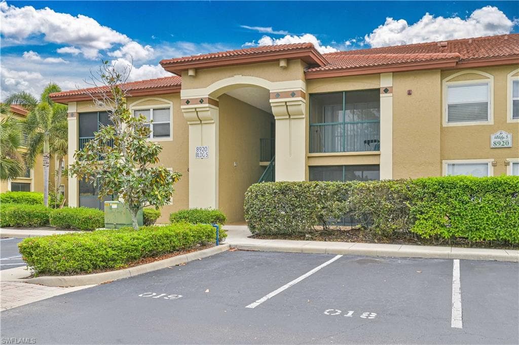 8920 Colonnades CT E 514 BONITA SPRINGS, FL 34135