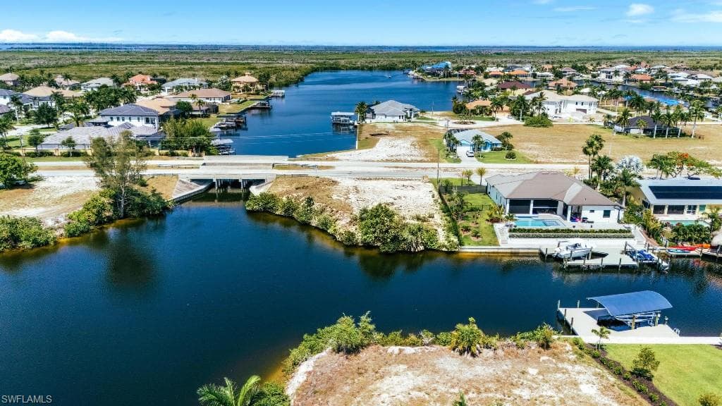 931 Old Burnt Store RD N CAPE CORAL, FL 33993