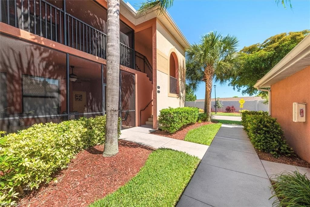 13750 Julias WAY 528 FORT MYERS, FL 33919