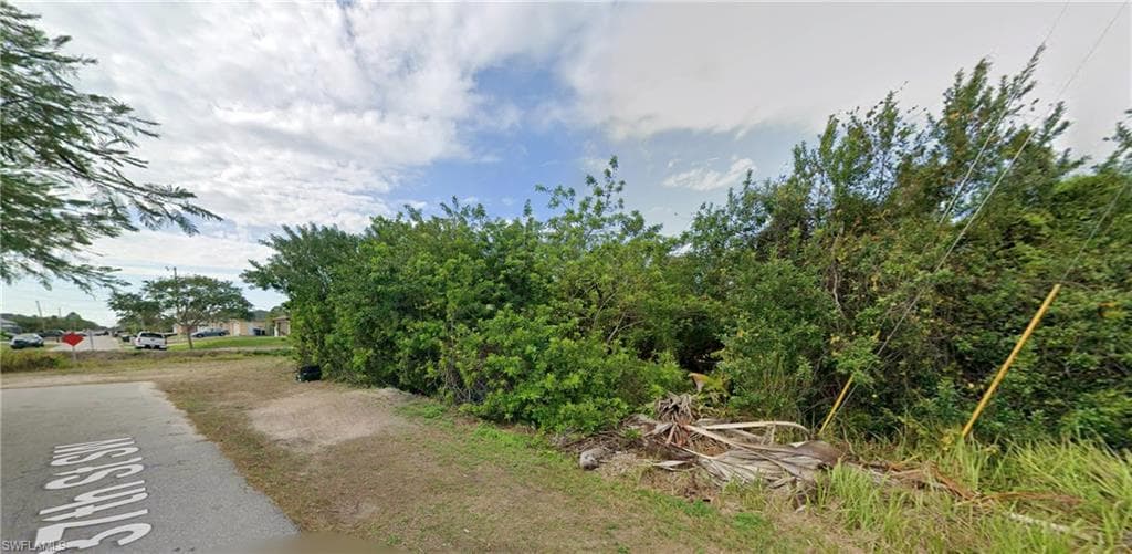 2614 37th ST SW LEHIGH ACRES, FL 33976