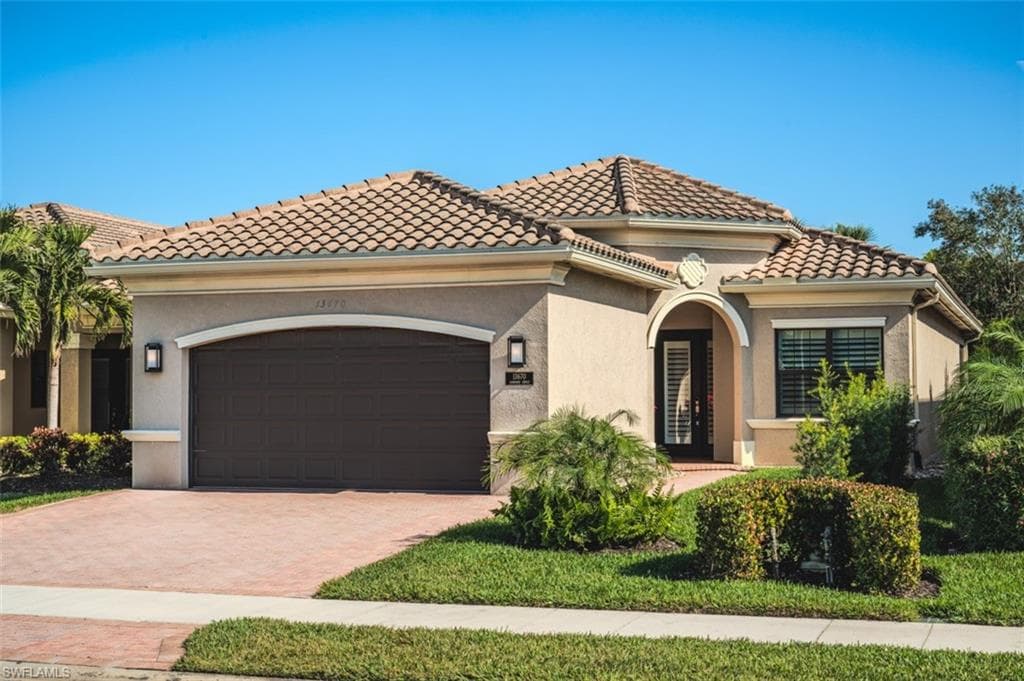 13670 MANDARIN CIR NAPLES, FL 34109