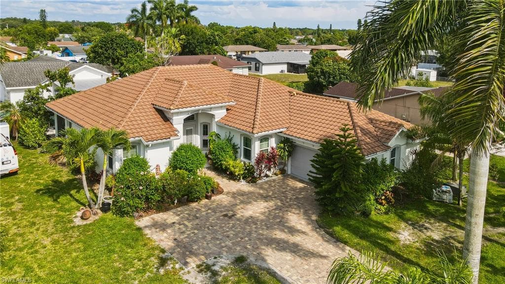 1700 43rd TER SW NAPLES, FL 34116