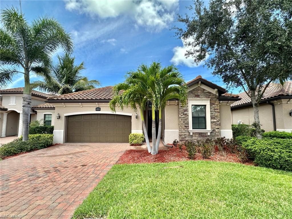 28518 Westmeath CT BONITA SPRINGS, FL 34135