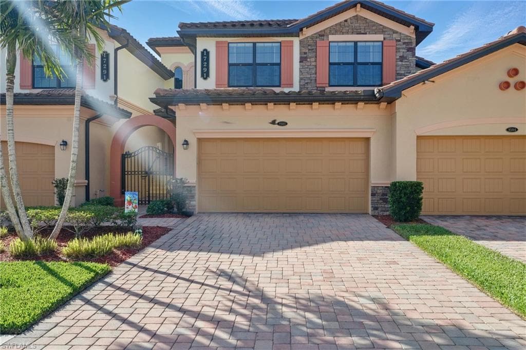 17291 Cherrywood CT 8503 BONITA SPRINGS, FL 34135