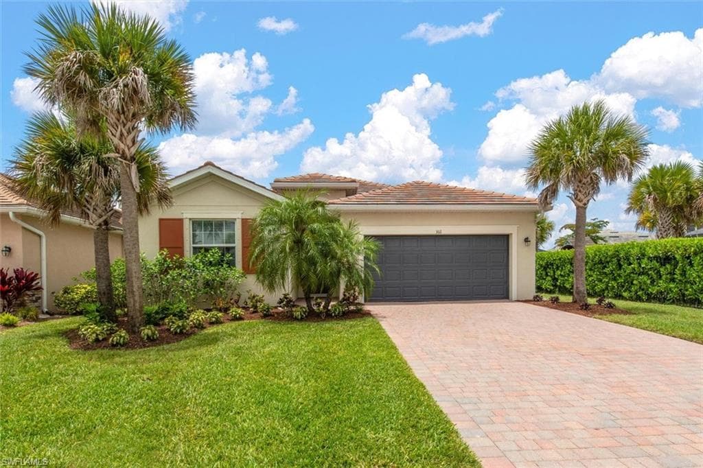 3611 Rain Lily LN ALVA, FL 33920