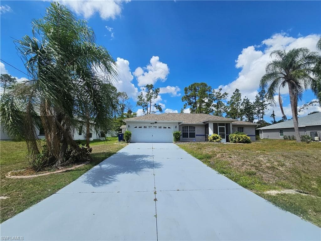 4621 30th ST SW LEHIGH ACRES, FL 33973