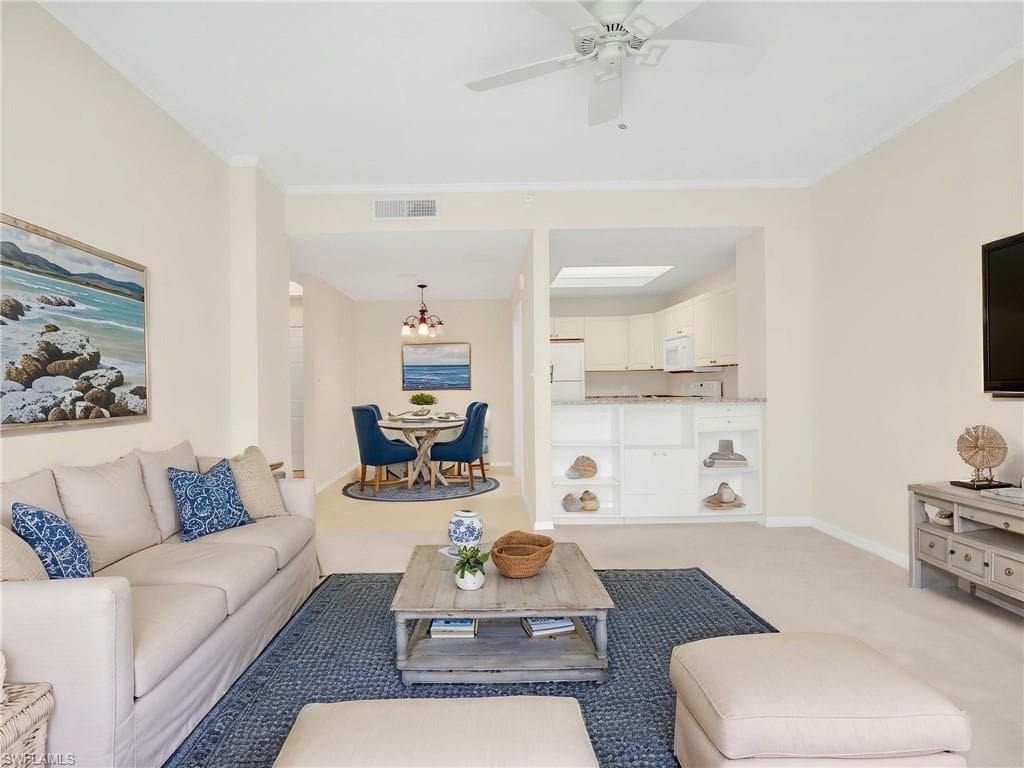 201 Arbor Lake DR 2-201 NAPLES, FL 34110