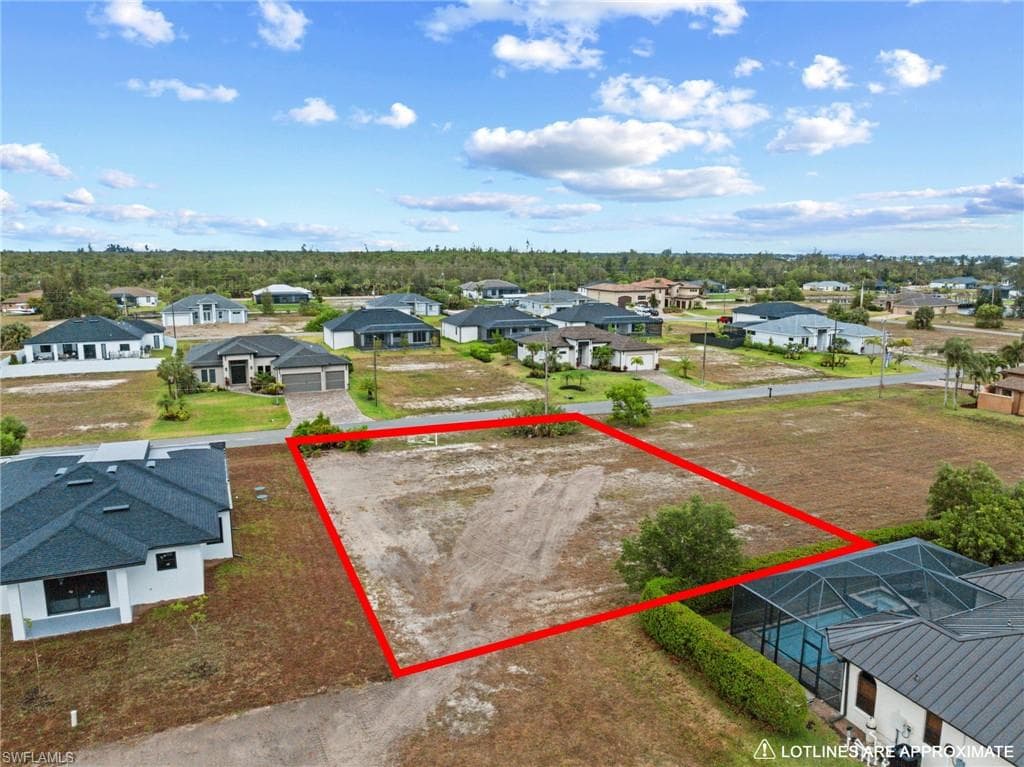 2722 NW 41st PL CAPE CORAL, FL 33993