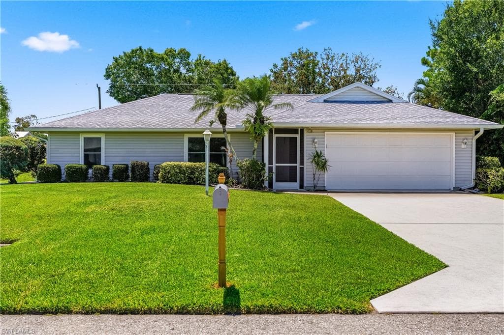8344 Bounty RD FORT MYERS, FL 33967