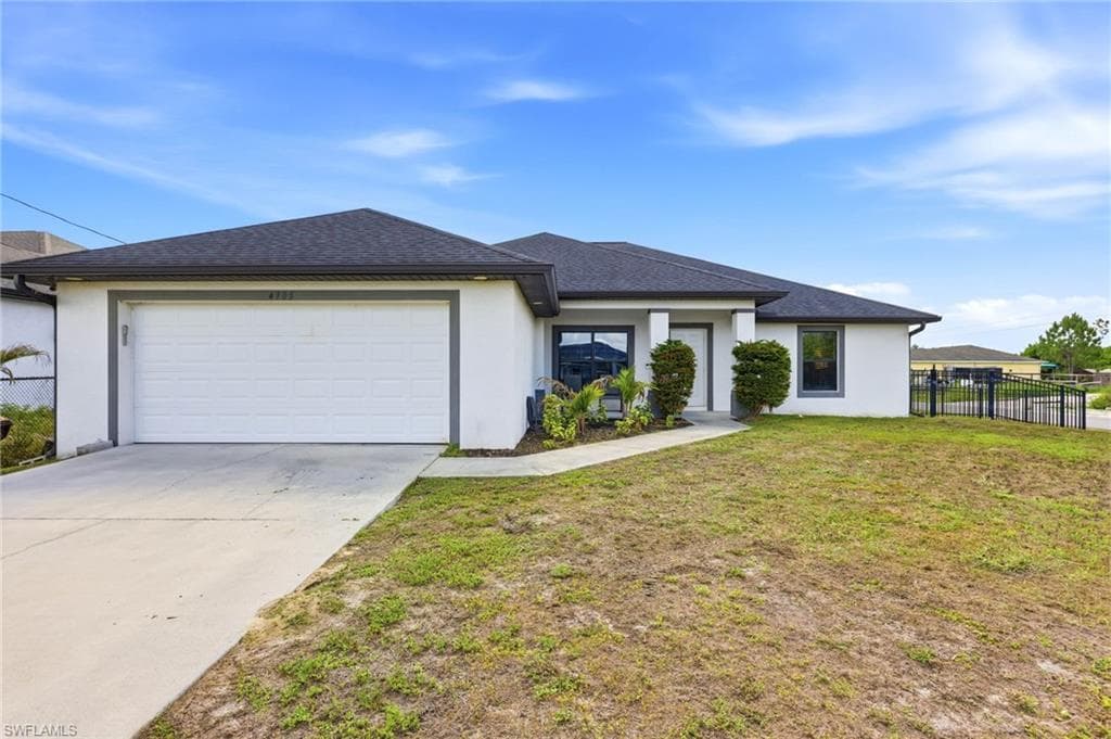 4705 Dora AVE S LEHIGH ACRES, FL 33976