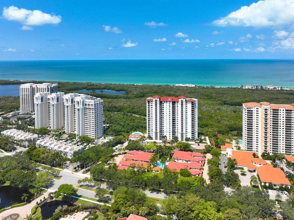7225 Pelican Bay BLVD 203 NAPLES, FL 34108