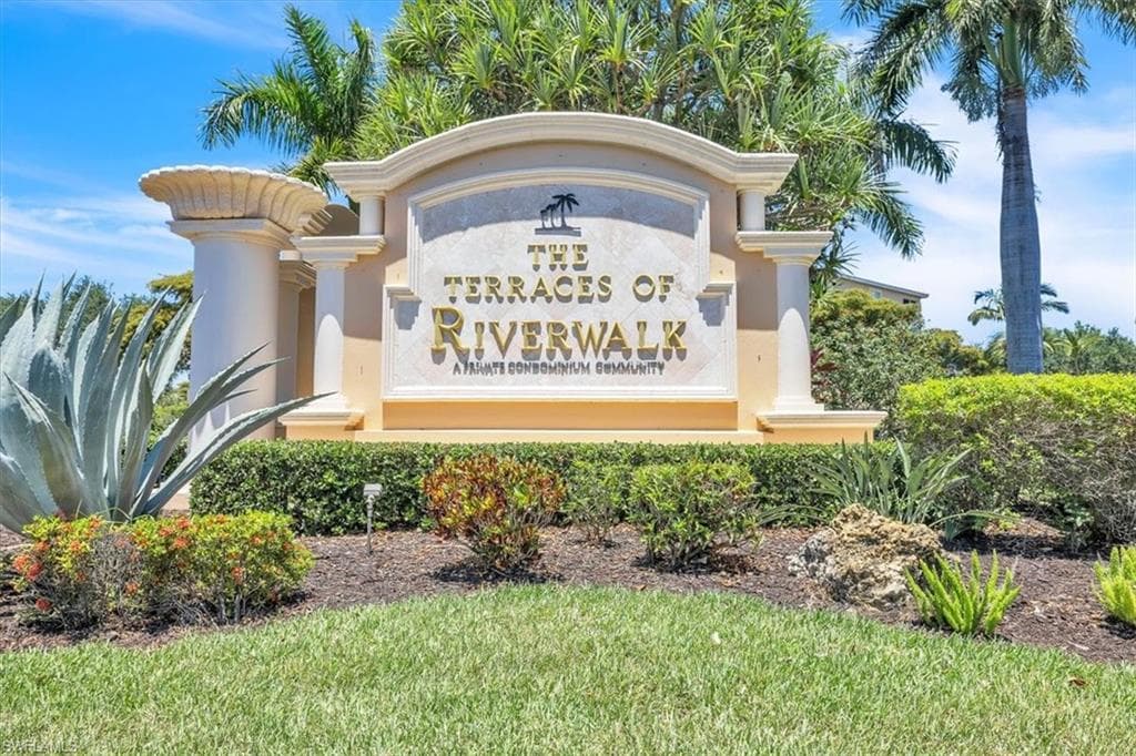 8261 Pathfinder LOOP 715 FORT MYERS, FL 33919