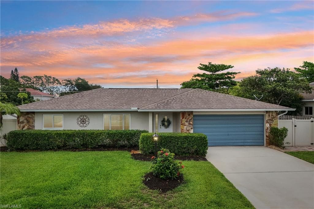 26925 Piva CT BONITA SPRINGS, FL 34135