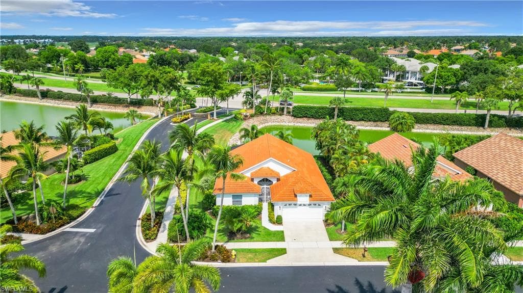 8452 Indian Wells WAY NAPLES, FL 34113