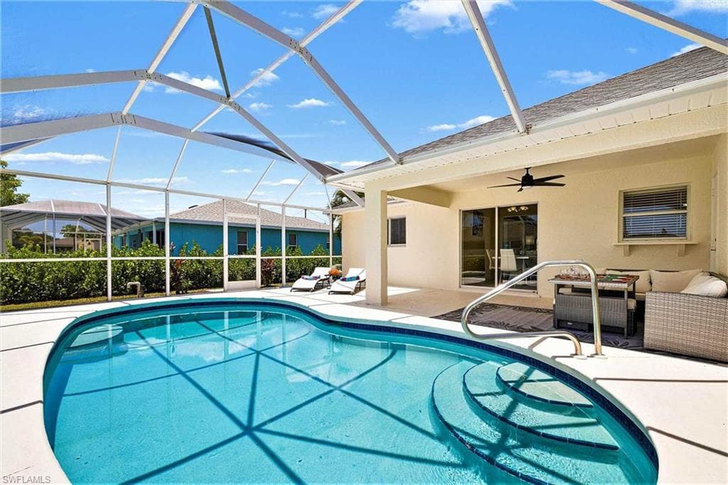 2122 25th ST CAPE CORAL, FL 33914