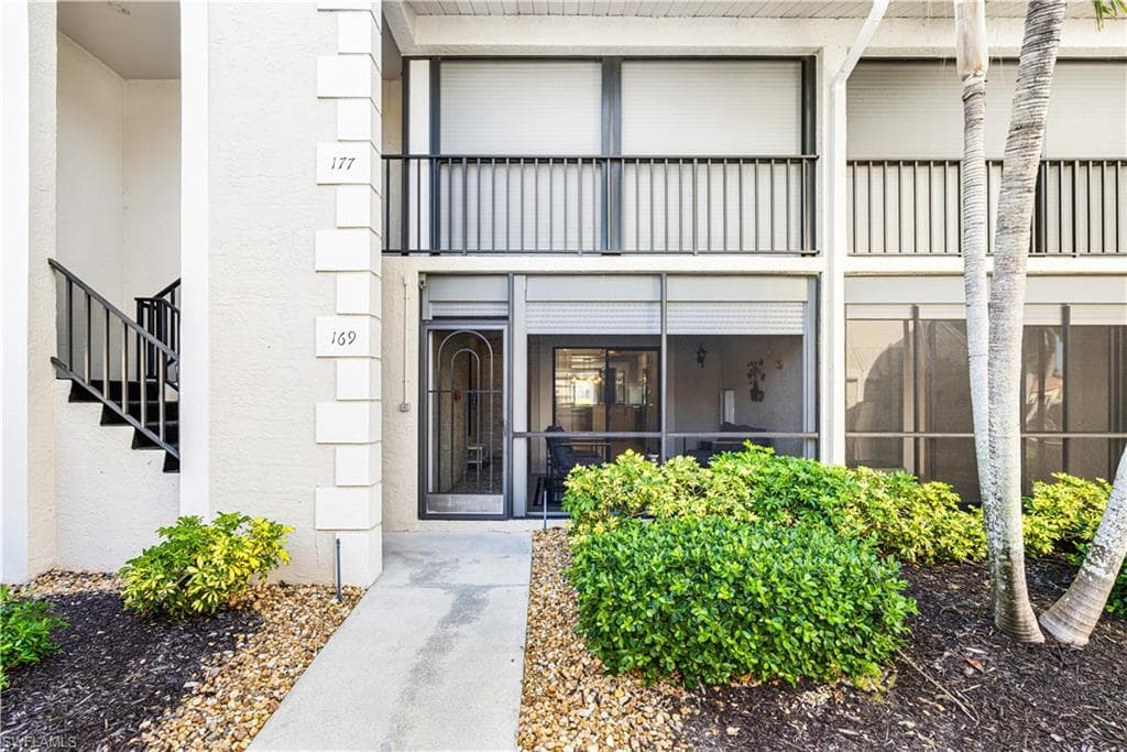 16351 Kelly Woods DR 169 FORT MYERS, FL 33908