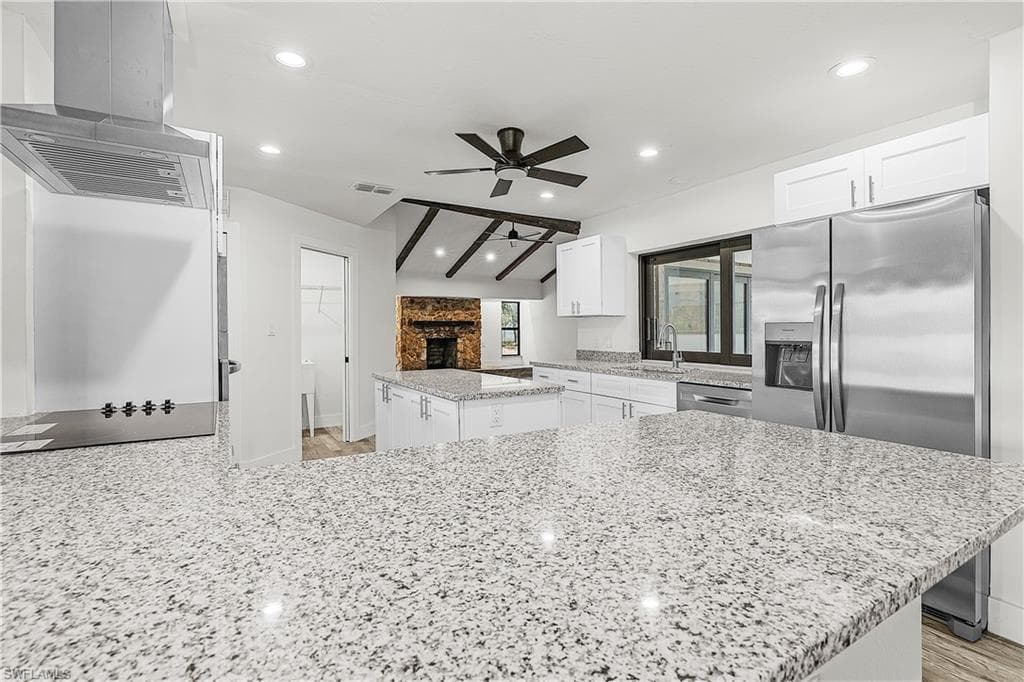 1402 Jefferson AVE LEHIGH ACRES, FL 33972