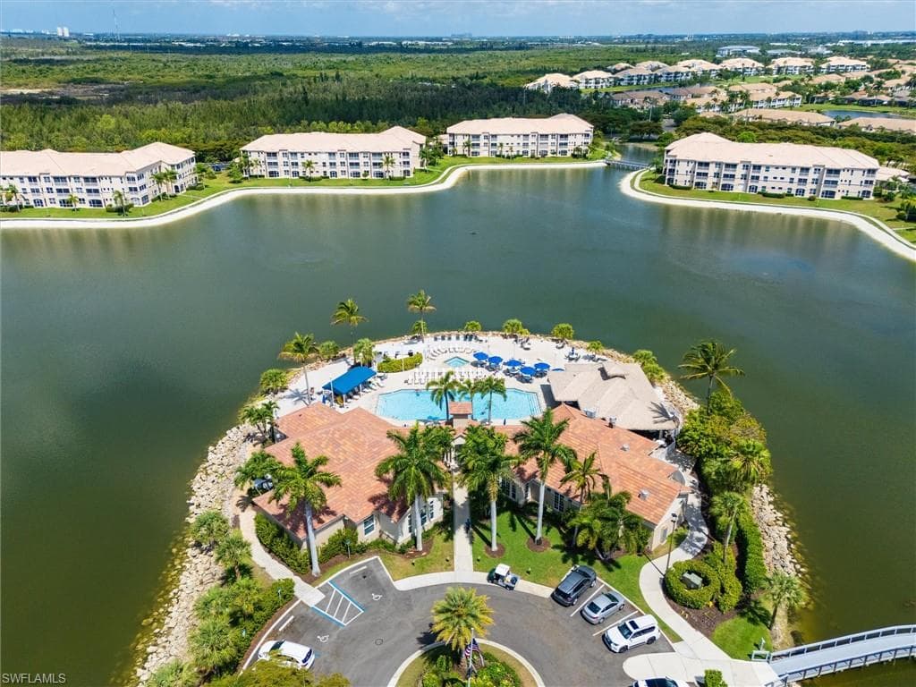 9190 Southmont CV 202 FORT MYERS, FL 33908