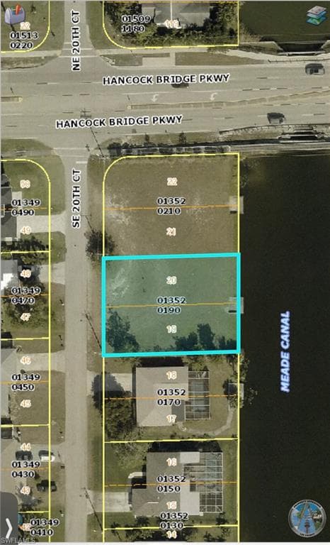 7 SE 20th CT CAPE CORAL, FL 33990