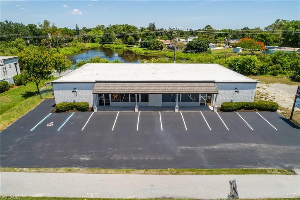 12538 Palm Beach BLVD 1 FORT MYERS, FL 33905