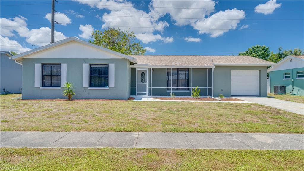 1133 Lovely LN NORTH FORT MYERS, FL 33903