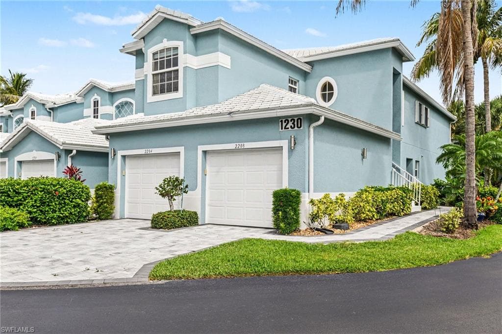 1230 Sweetwater LN 2208 NAPLES, FL 34110