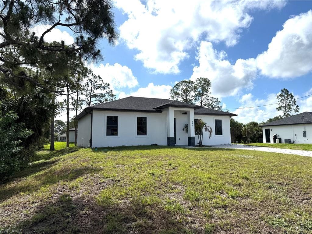 347 Rancho AVE LEHIGH ACRES, FL 33974