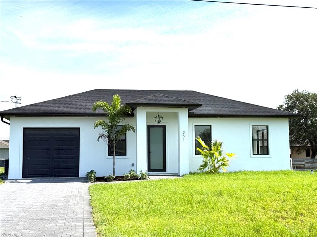 351 Pomona ST LEHIGH ACRES, FL 33974