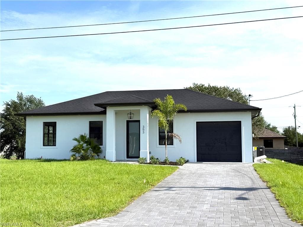 353 Pomona ST LEHIGH ACRES, FL 33974