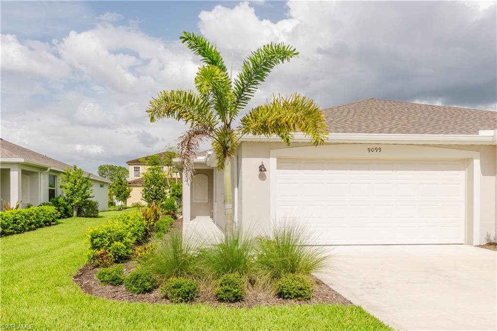 9099 Leatherwood LOOP LEHIGH ACRES, FL 33936