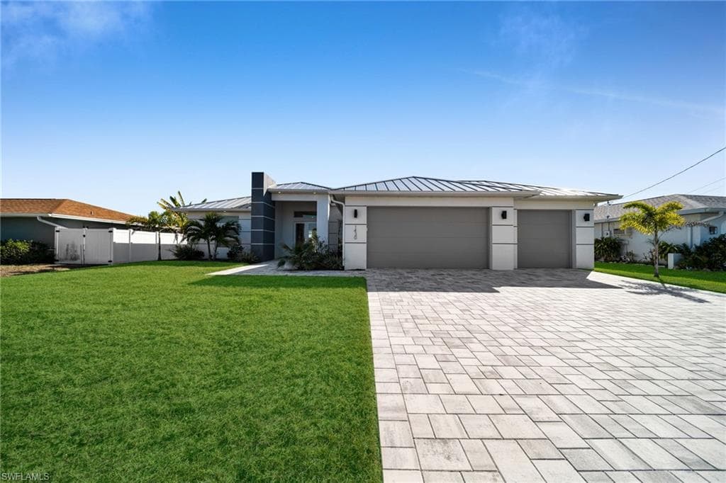 1430 SE 23rd ST CAPE CORAL, FL 33990