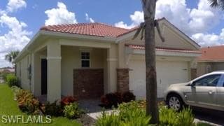 15054 Ligustrum LN ALVA, FL 33920