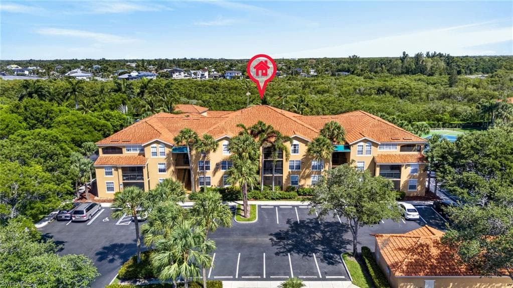 8659 River Homes LN 1106 BONITA SPRINGS, FL 34135