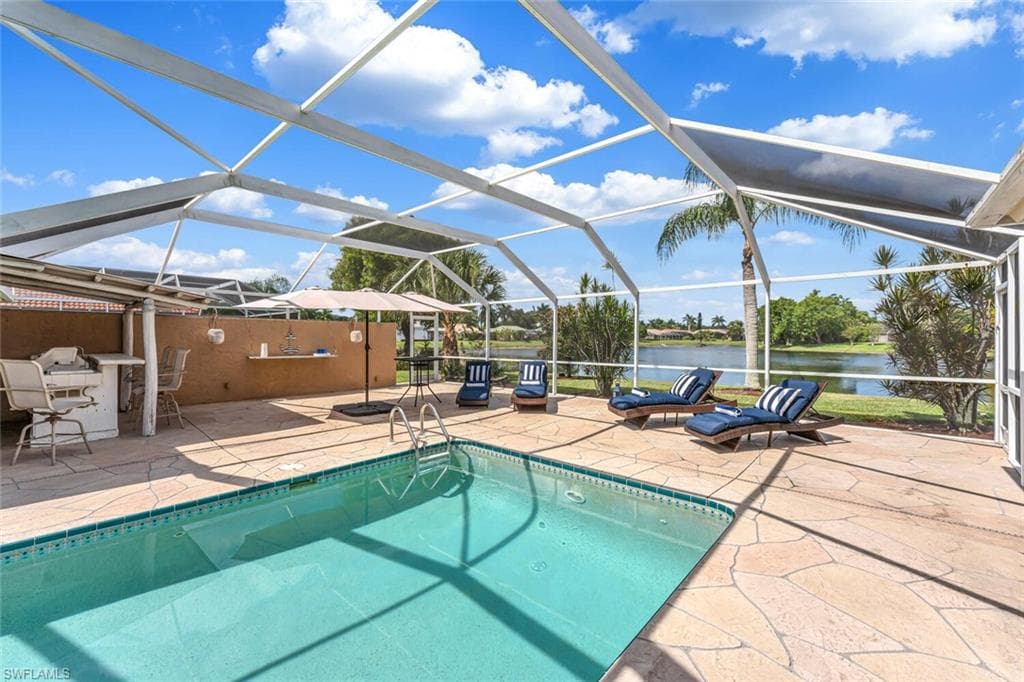 929 Marble DR NAPLES, FL 34104
