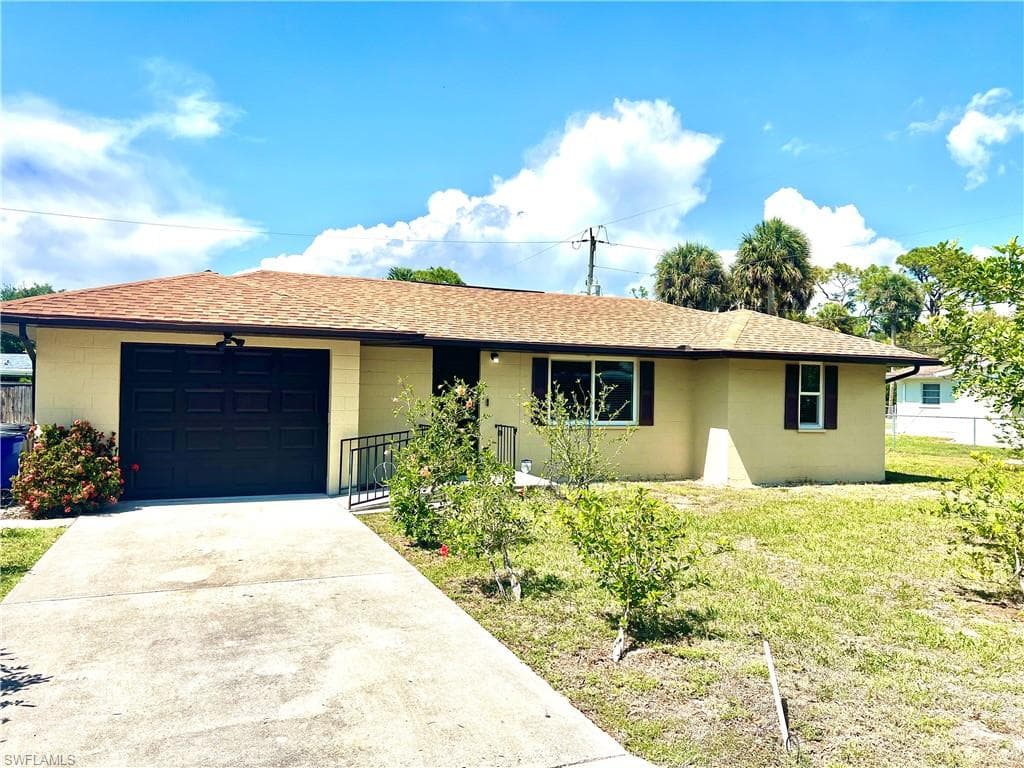 11355 Ridge RD BONITA SPRINGS, FL 34135