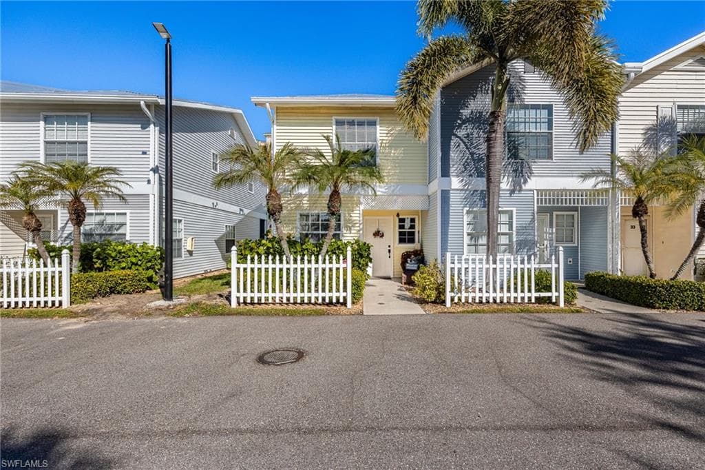 3347 Key DR 31 NORTH FORT MYERS, FL 33903