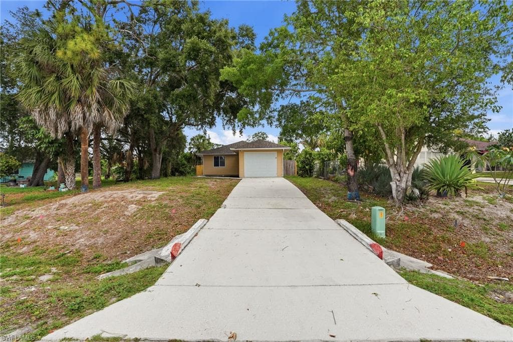 26311 Coventry LN 313 BONITA SPRINGS, FL 34135