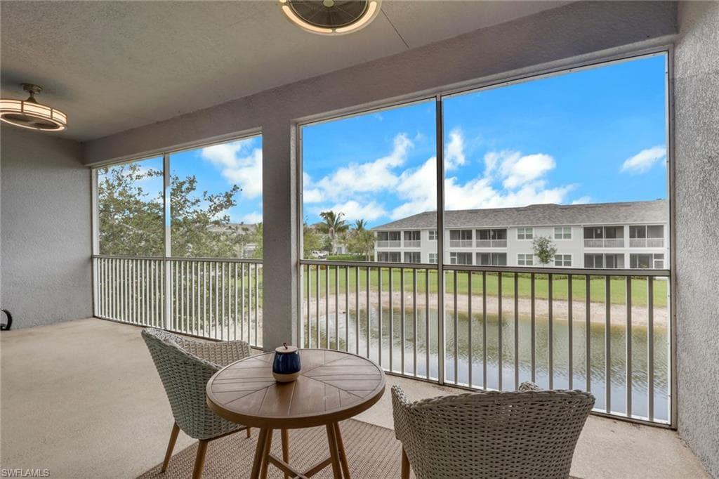 2665 Seychelles CIR 1907 NAPLES, FL 34112